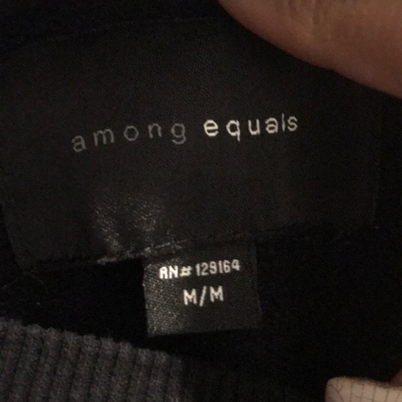 Among equals black crewneck sweater - Picture 2 of 3